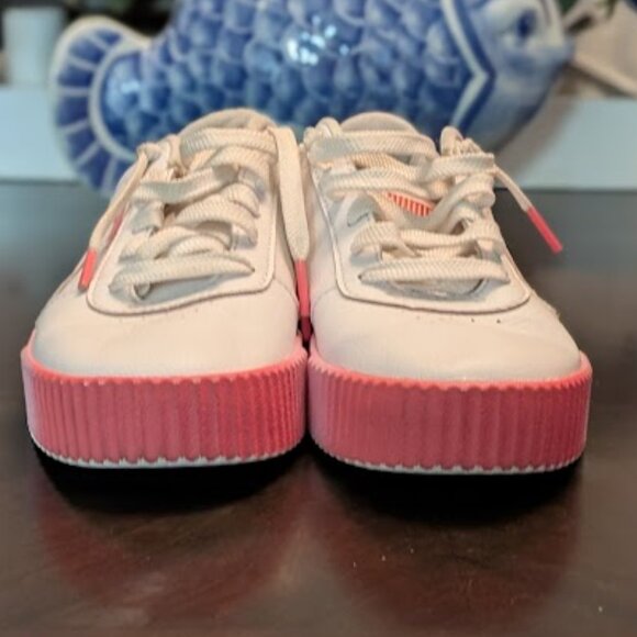 P10 PUMA Carina 2.0 Leather Sneakers - Picture 6 of 10